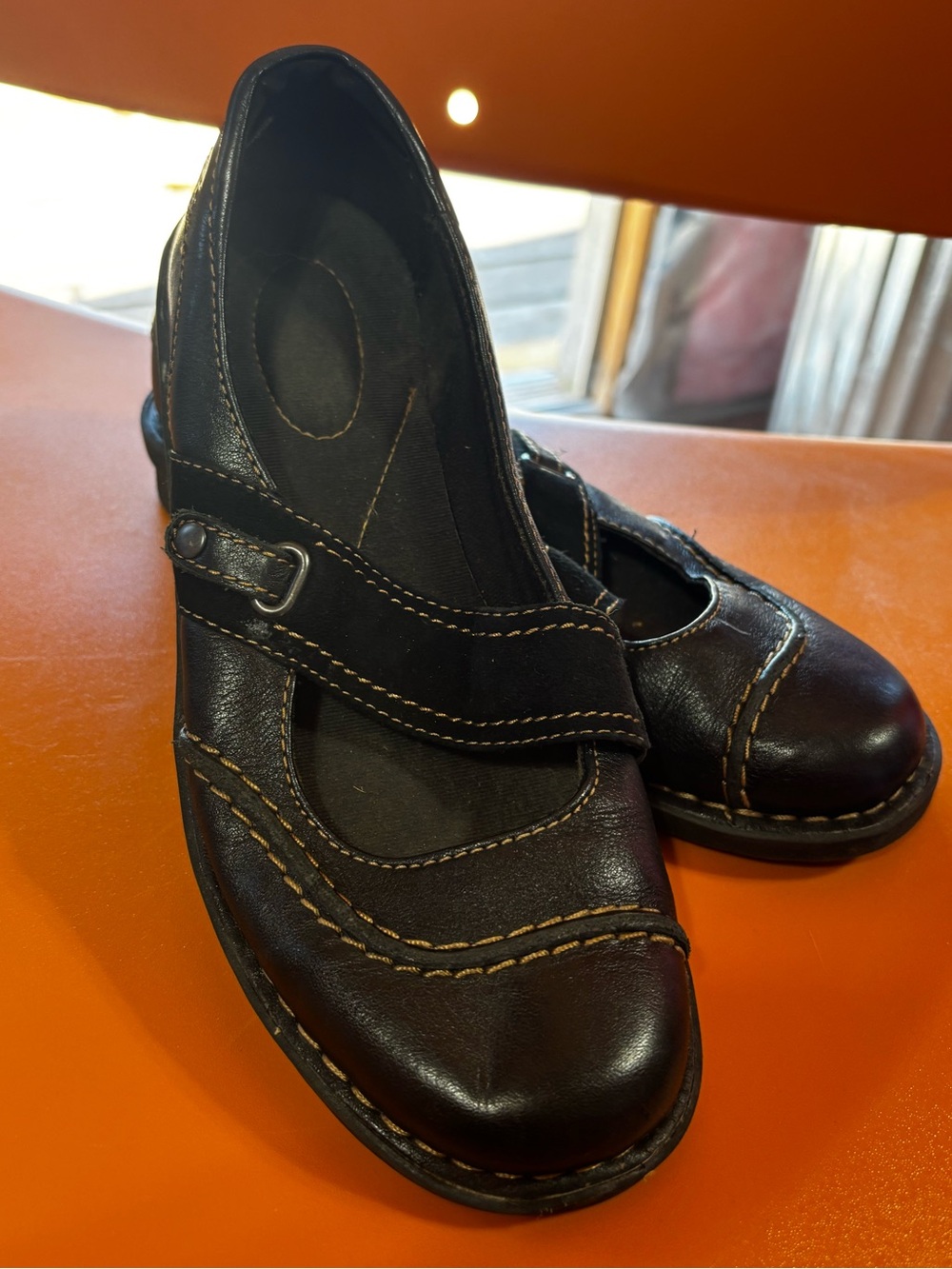 Clarks Black Mary Jane Comfort Shoes Size 8 • Leather Slip On Flats